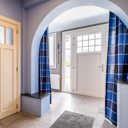 House Relax Centrally Located In *
