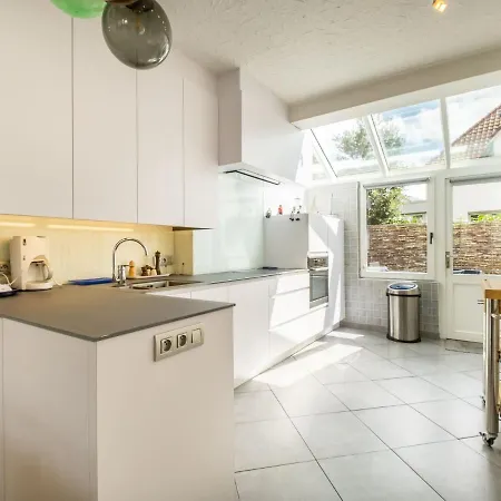 House Relax Centrally Located In *
