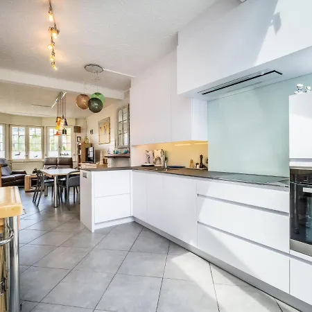 House Relax Centrally Located In בית נופש